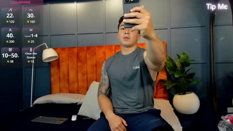 hunk_ryan online show from 02.05.25