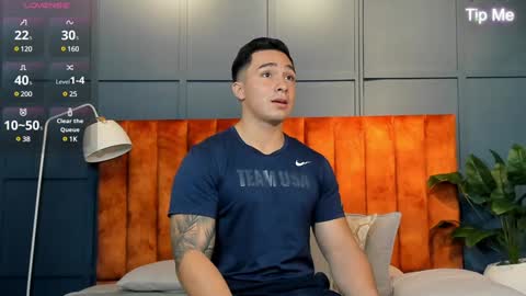 hunk_ryan online show from 02.08.25