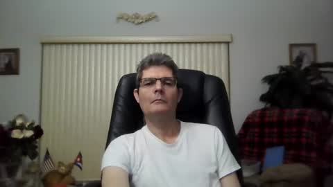 hunkmasclefad458 online show from 07.20.26