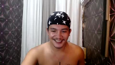 Snapshot of hunkylloyd chatting on 01.13.25 hunkylloyd online show from 01.13.25