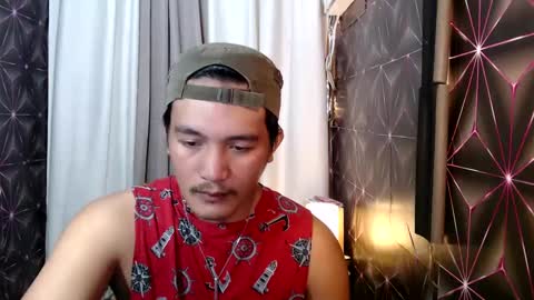 Snapshot of hunkylloyd chatting on 01.19.25 hunkylloyd online show from 01.19.25