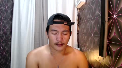 Snapshot of hunkylloyd chatting on 02.08.25 hunkylloyd online show from 02.08.25