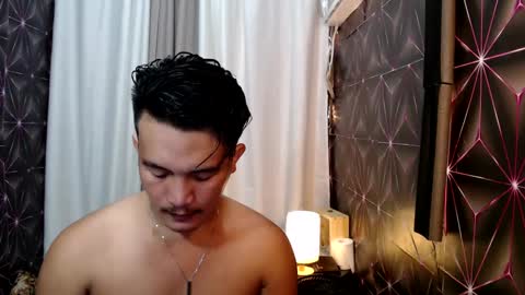 Snapshot of hunkylloyd chatting on 02.15.25 hunkylloyd online show from 02.15.25