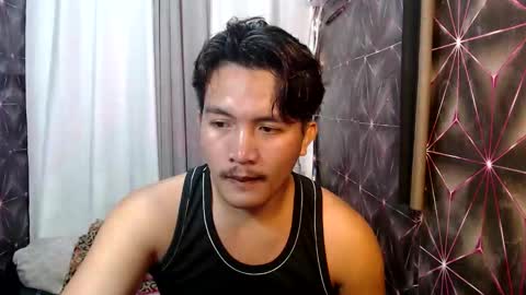 Snapshot of hunkylloyd chatting on 09.12.25 hunkylloyd online show from 09.12.25