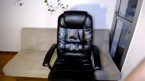 leo online show from 12.18.24