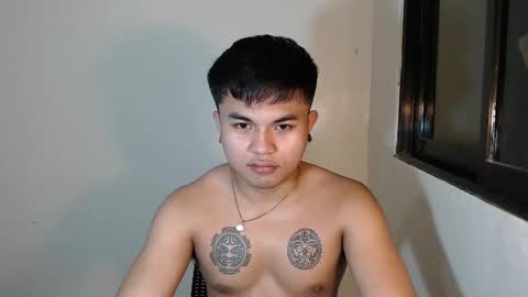 Snapshot of hunkyzeus chatting on 01.09.25 hunkyzeus online show from 01.09.25