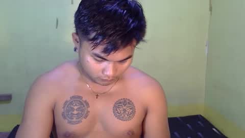 Snapshot of hunkyzeus chatting on 10.19.25 hunkyzeus online show from 10.19.25