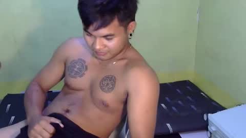 Snapshot of hunkyzeus chatting on 10.20.25 hunkyzeus online show from 10.20.25