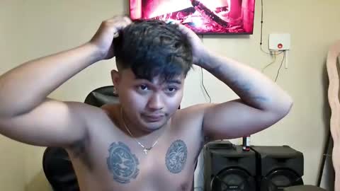 hunkyzeus online show from 04.20.26