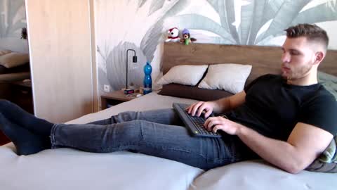 Hunter Bridges online show from 01.14.25