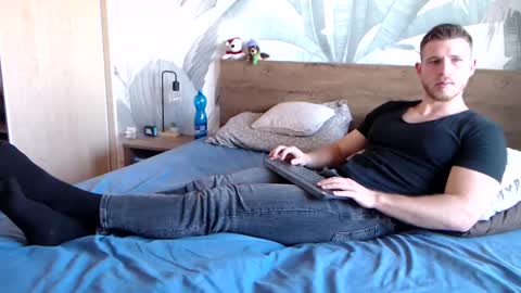 Hunter Bridges online show from 02.01.25