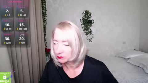 Snapshot of hunters_woman chatting on 09.09.25 Irena online show from 09.09.25