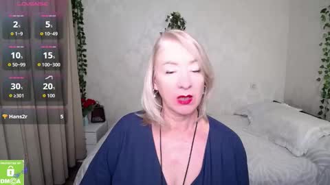 Snapshot of hunters_woman chatting on 09.10.25 Irena online show from 09.10.25