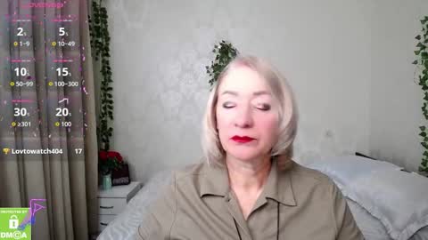 Snapshot of hunters_woman chatting on 10.13.25 Irena online show from 10.13.25