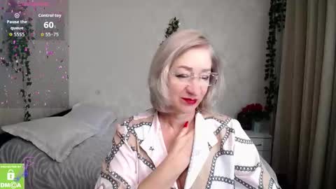 Snapshot of hunters_woman chatting on 11.02.25 Irena online show from 11.02.25