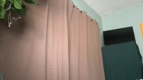 Goddess Hunyy online show from 12.03.25