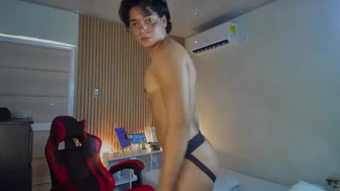 husband_xxx online show from 04.27.26