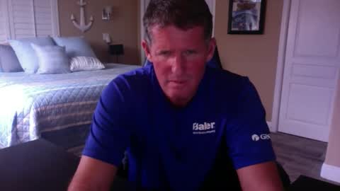 Snapshot of hvacstud4 chatting on 10.31.25 hvacstud4 online show from 10.31.25