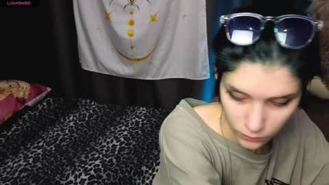 Hyeon Jin online show from 01.12.25