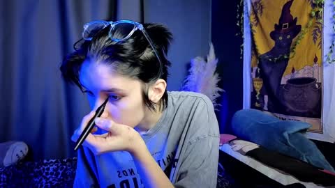 Hyeon Jin online show from 01.25.25