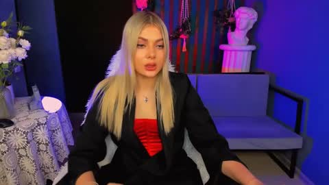 hyileyclark online show from 04.15.26