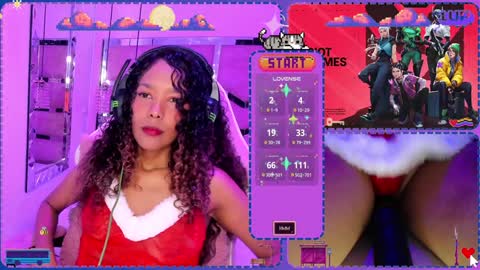 Snapshot of hyliebloom chatting on 12.08.24 Ashley online show from 12.08.24