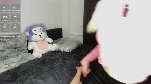 Kate online show from 11.22.25