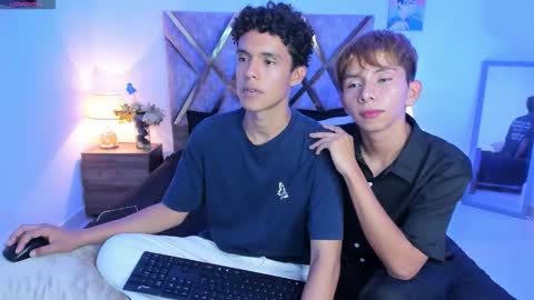 Son Hyunjin online show from 11.13.25