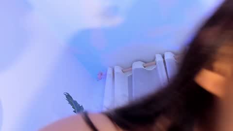 Lucy online show from 01.05.25