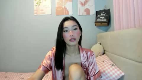 Snapshot of i_can_do_both chatting on 04.21.26 jek online show from 04.21.26
