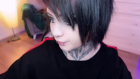 Snapshot of i_died_again chatting on 12.14.24 Asya online show from 12.14.24