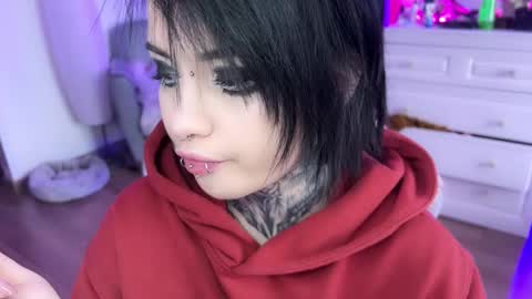 Snapshot of i_died_again chatting on 01.16.25 Asya online show from 01.16.25