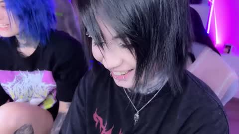 Snapshot of i_died_again chatting on 01.26.25 Asya online show from 01.26.25