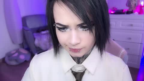 Snapshot of i_died_again chatting on 02.10.25 Asya online show from 02.10.25