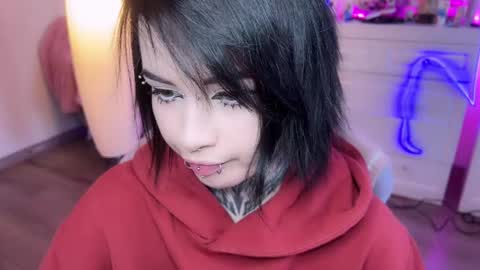 Snapshot of i_died_again chatting on 02.19.25 Asya online show from 02.19.25