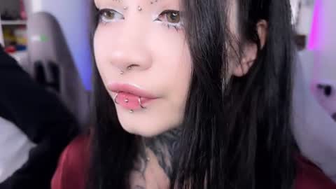 Snapshot of i_died_again chatting on 07.31.26 Asya online show from 07.31.26