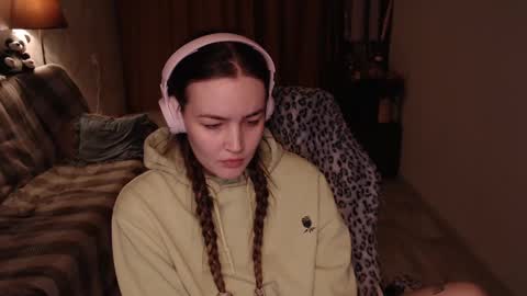 elisabeth online show from 12.14.24