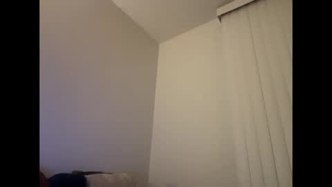 Snapshot of i_o_ro chatting on 12.03.24 i o ro online show from 12.03.24