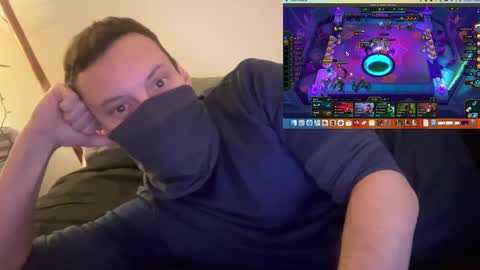 Snapshot of i_o_ro chatting on 12.08.24 i o ro online show from 12.08.24