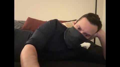 Snapshot of i_o_ro chatting on 12.23.24 i o ro online show from 12.23.24