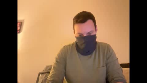 Snapshot of i_o_ro chatting on 12.25.24 i o ro online show from 12.25.24