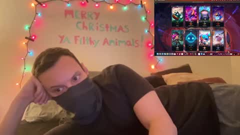 Snapshot of i_o_ro chatting on 12.26.24 i o ro online show from 12.26.24