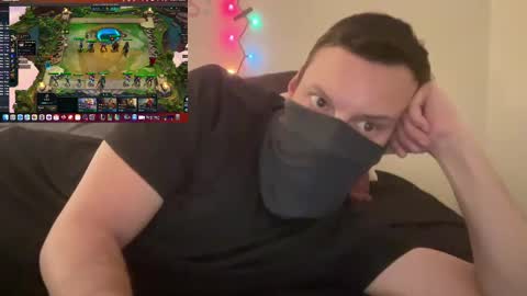 Snapshot of i_o_ro chatting on 12.28.24 i o ro online show from 12.28.24