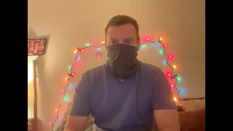 Snapshot of i_o_ro chatting on 12.29.24 i o ro online show from 12.29.24