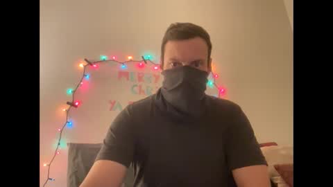 Snapshot of i_o_ro chatting on 12.30.24 i o ro online show from 12.30.24