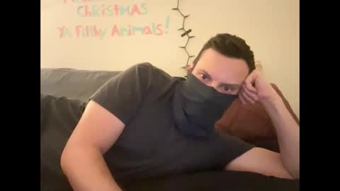 Snapshot of i_o_ro chatting on 12.31.24 i o ro online show from 12.31.24