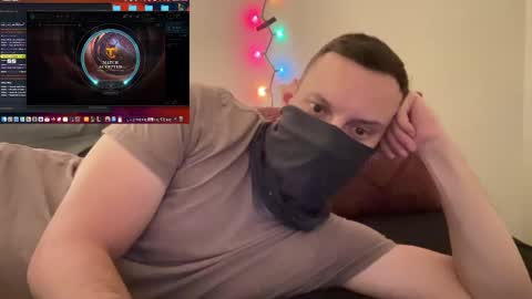 Snapshot of i_o_ro chatting on 01.05.25 i o ro online show from 01.05.25