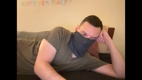 Snapshot of i_o_ro chatting on 01.08.25 i o ro online show from 01.08.25