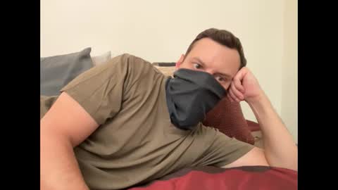 Snapshot of i_o_ro chatting on 09.15.25 i o ro online show from 09.15.25