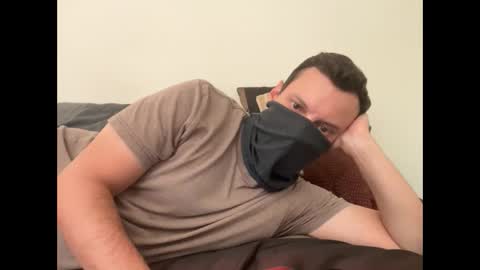 Snapshot of i_o_ro chatting on 09.23.25 i o ro online show from 09.23.25